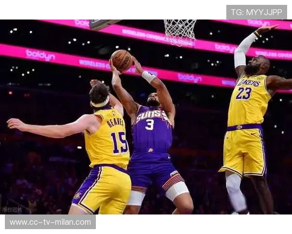 太阳球员防守协作赢得多次抢断 太阳球员防守协作赢得多次抢断