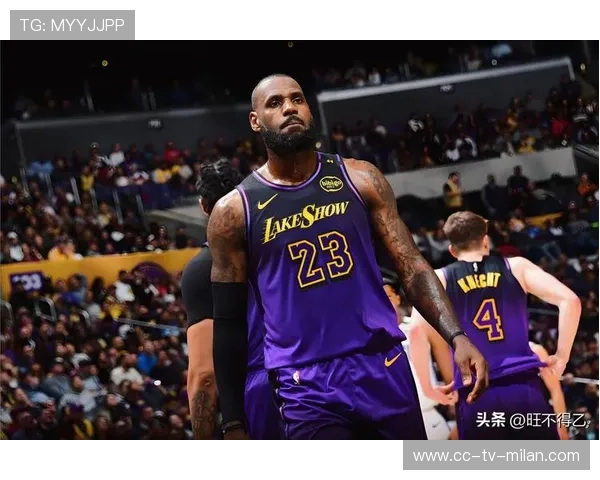 詹姆斯外线强硬命中,湖人保持气势