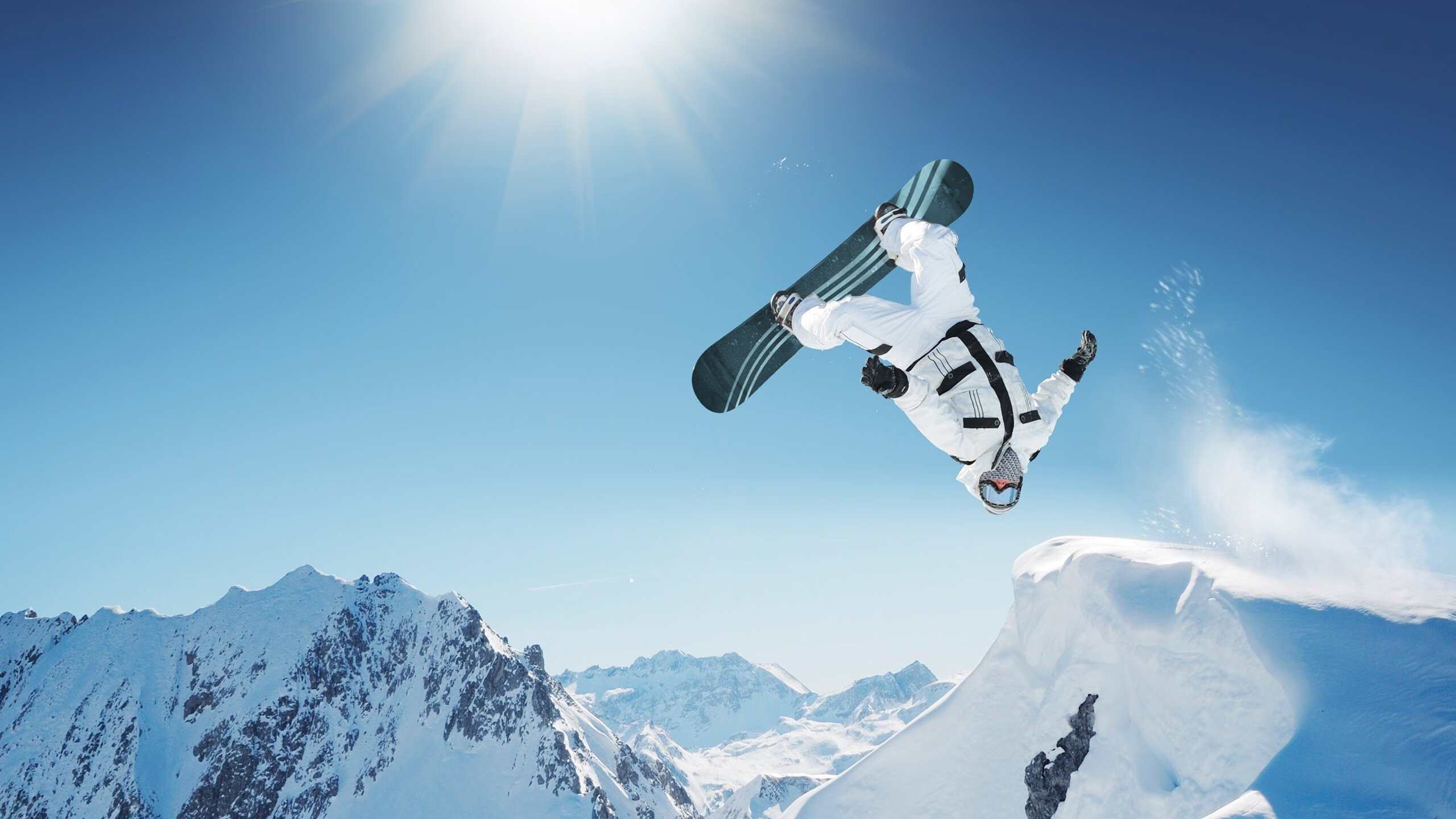 独行侠进攻端多点开花轻取对手，独行侠队控卫